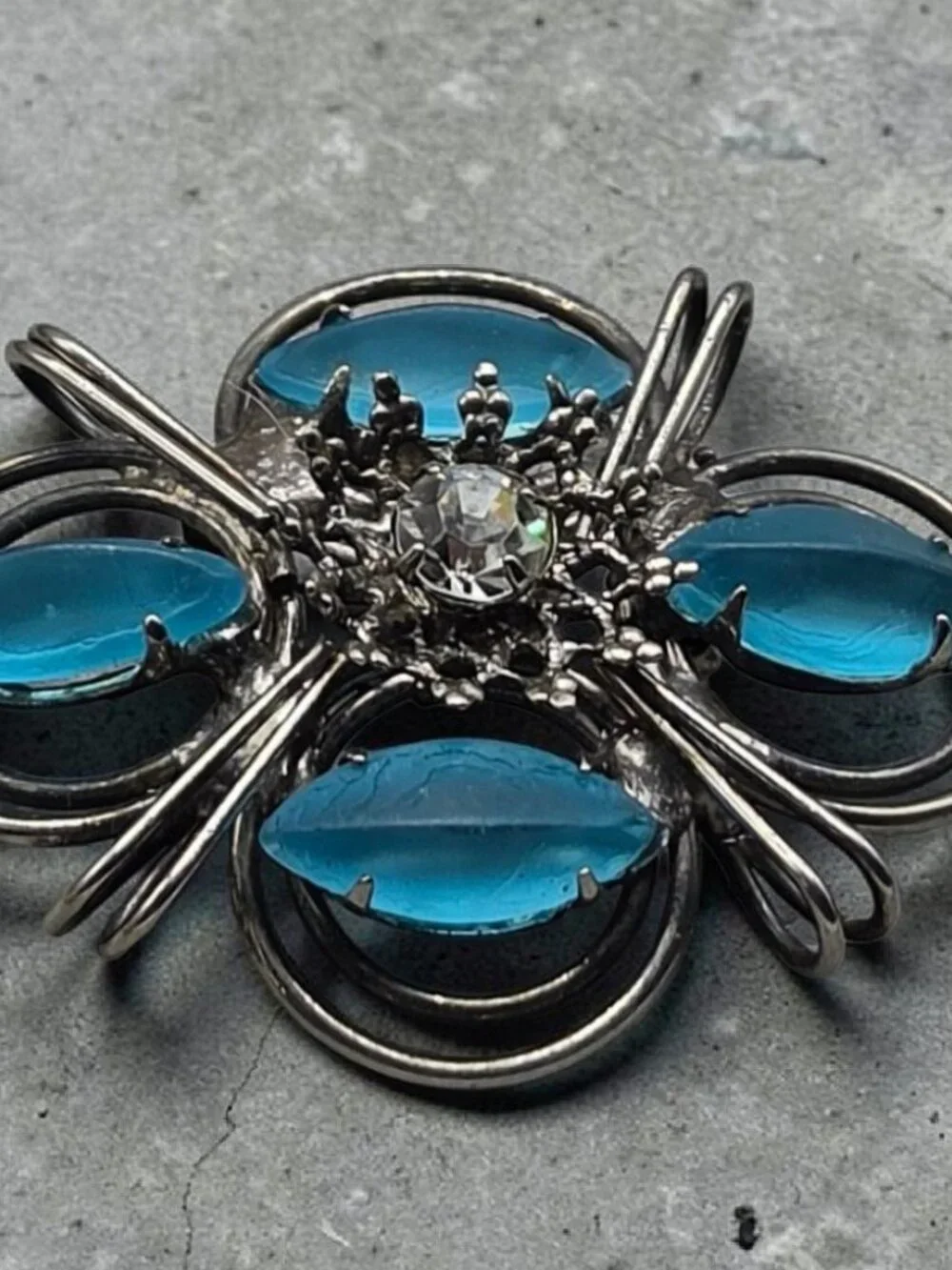 Vintage Frosted Blue Marquise Glass Brooch Wire Wrap Central Rhinestone1980s